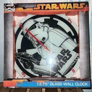 Star Wars Glass Wall Clock - Stormtrooper